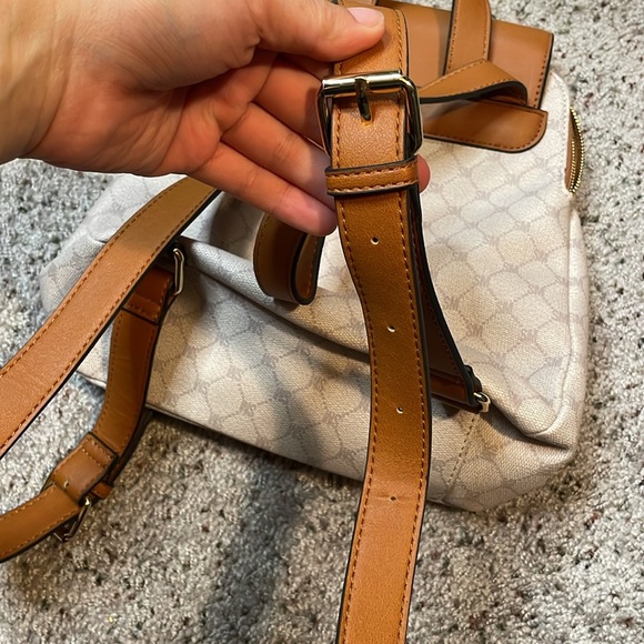 Steve‎ Madden Rare Dragon Light Cream & Pink Backpack Woman’s Purse - Picture 6 of 7